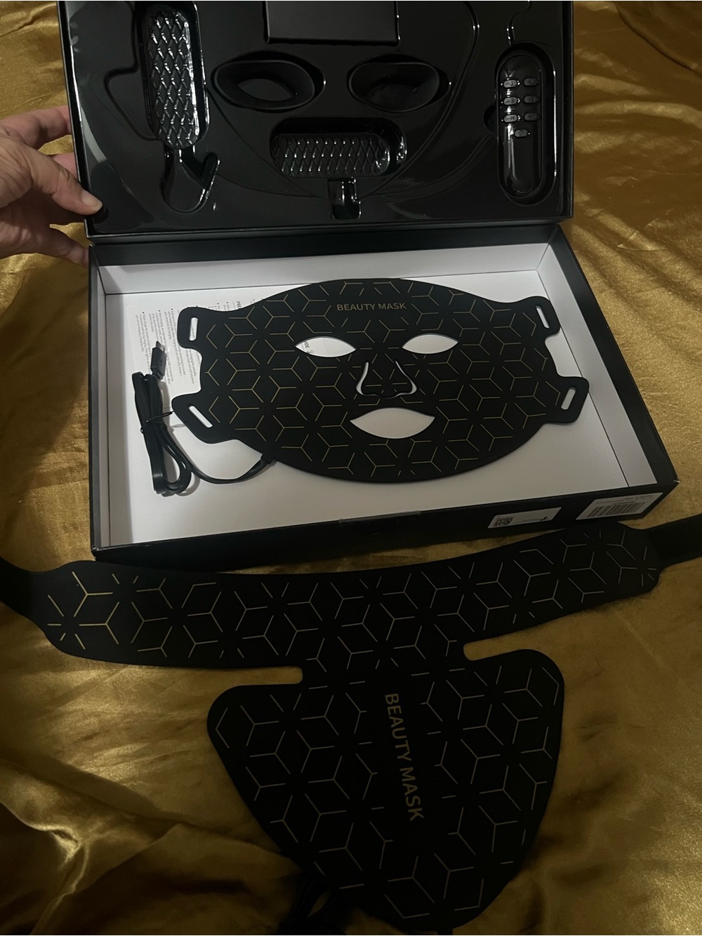 Verfubo Red Light Therapy Mask -